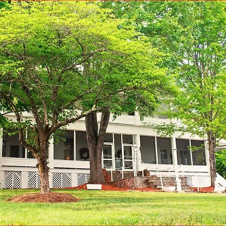 Franklin Terrace Bed And Breakfast